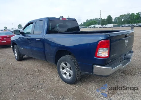 2022 Ram 1500 Big Horn 4X4 6'4 Box z USA, uszkodzony, nr VIN 1C6RRFBG3NN229283